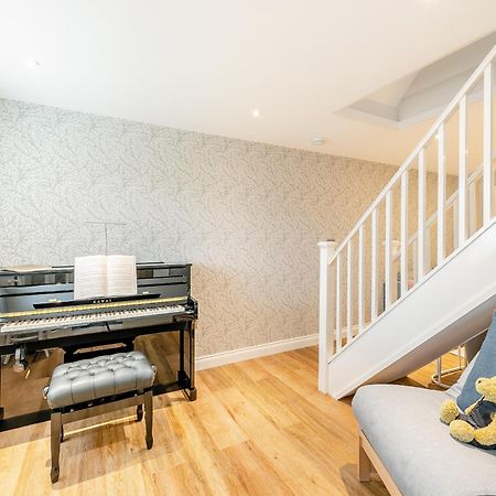 Annes Cottage Strines エクステリア 写真